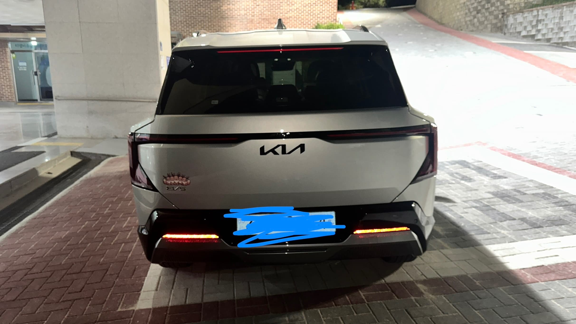 기아 EV5 출고후기 사진 3