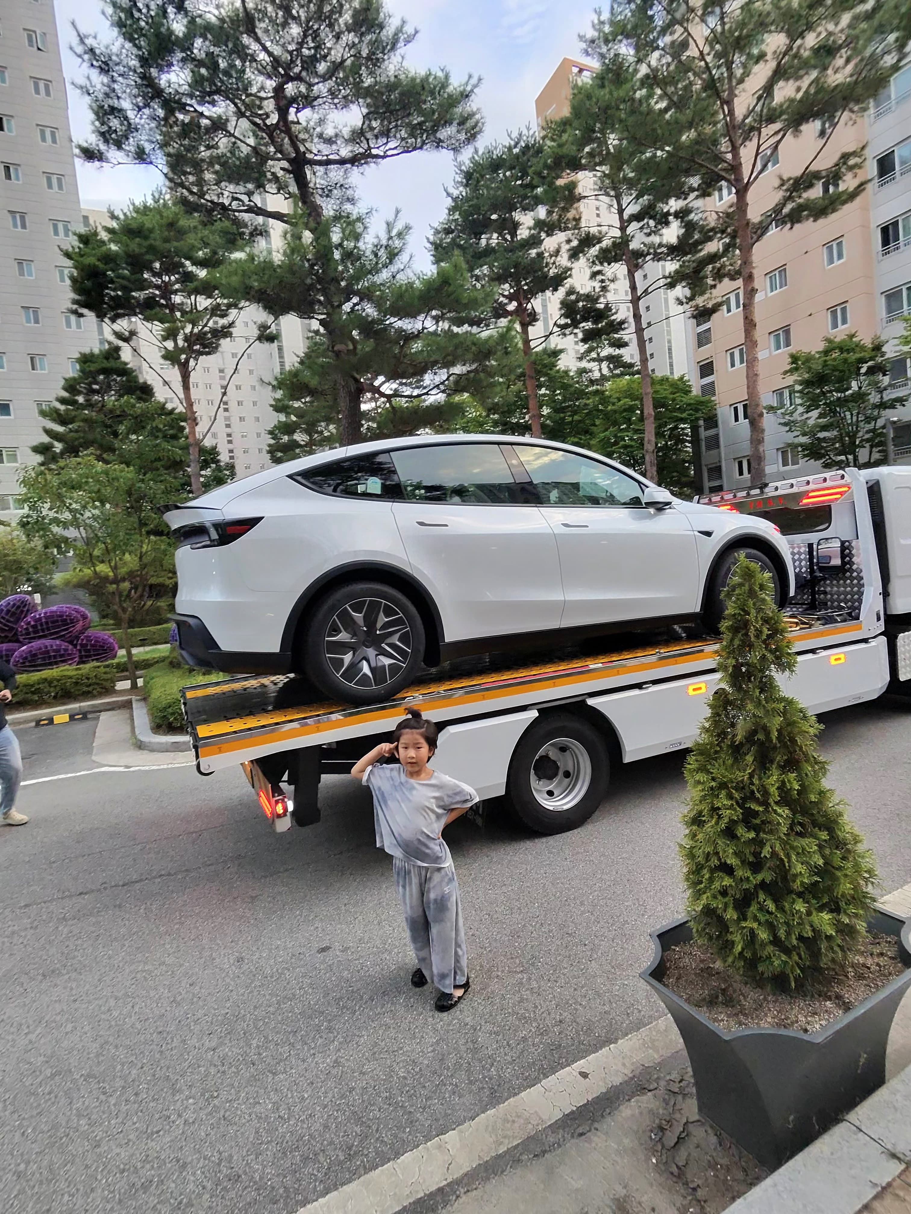 테슬라 Model Y 출고후기 사진 2