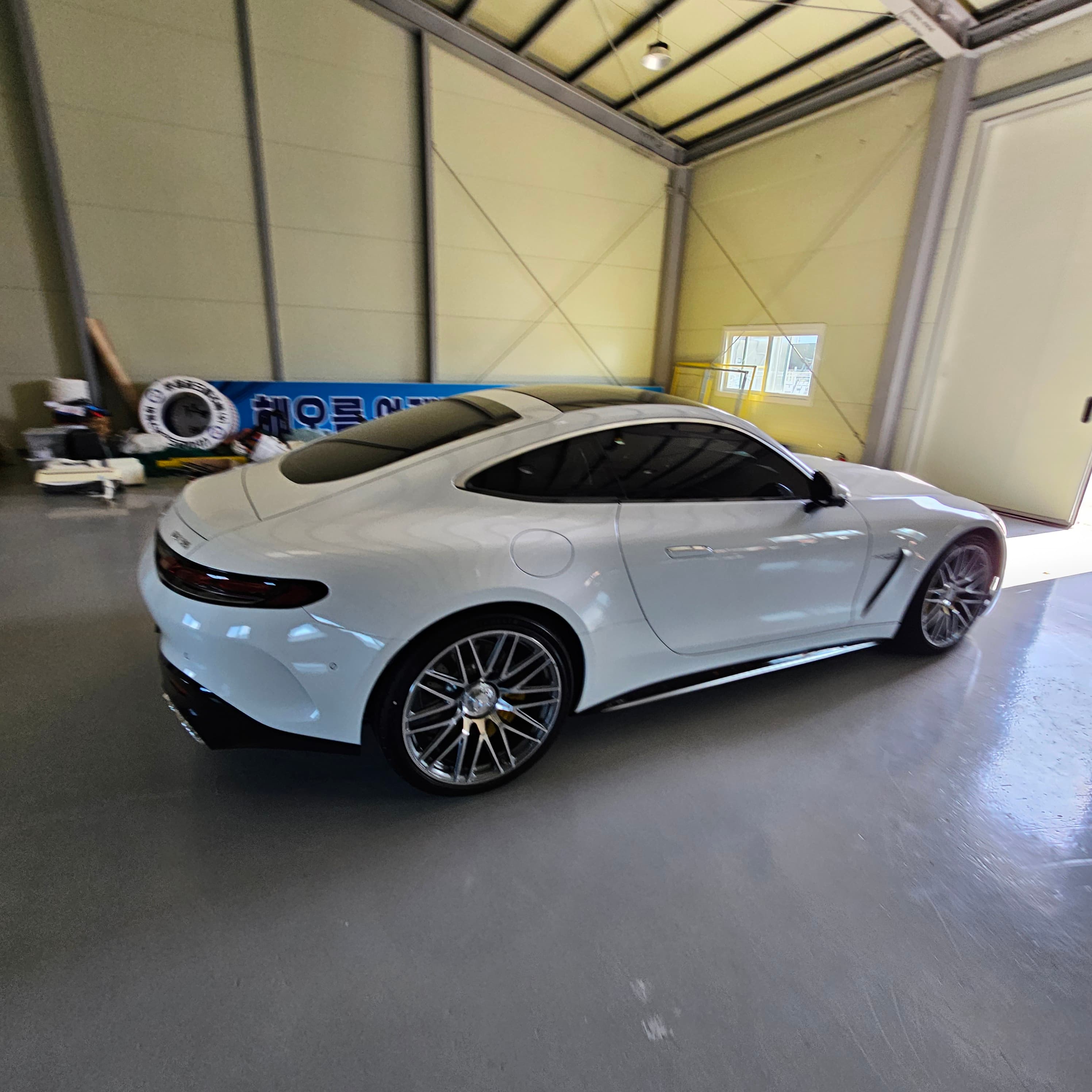 벤츠 더 뉴 AMG GT 출고후기 사진 2
